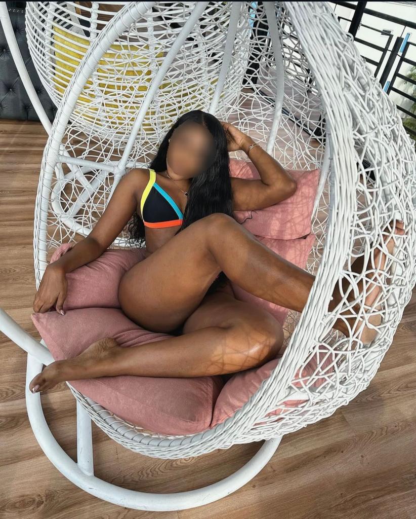 672507122: Chica busca chico en Asturias