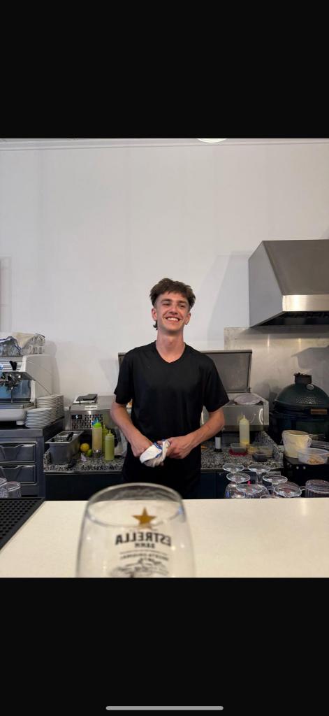 Chico busca chica en Alicante: 