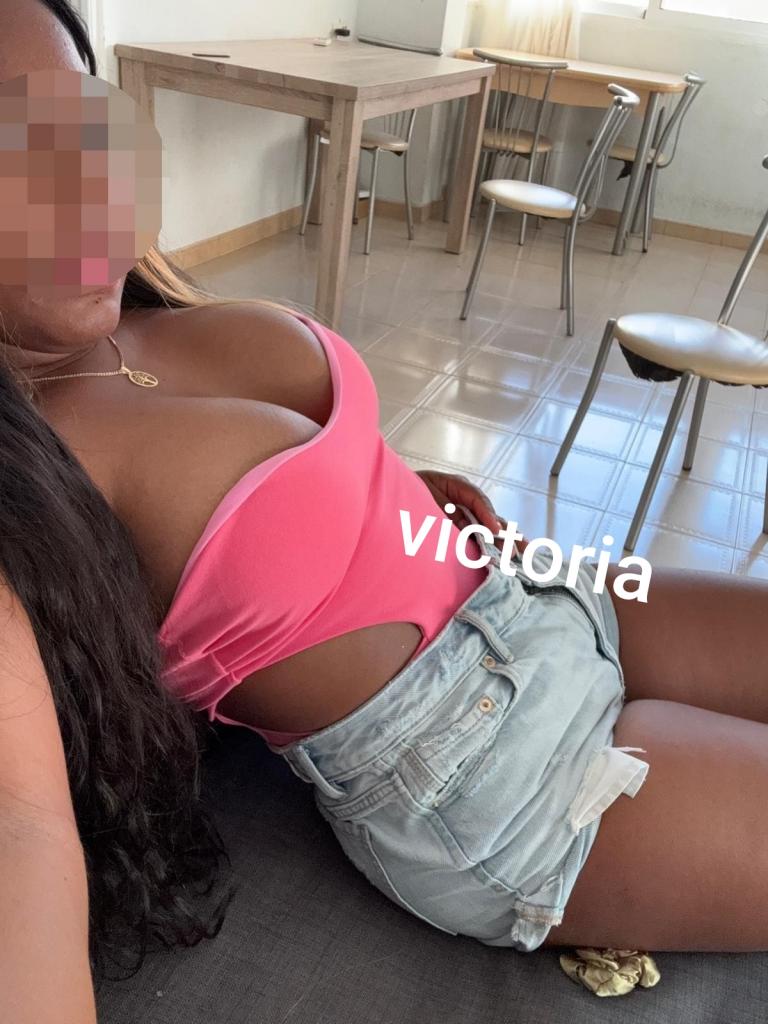 Chica busca chico en Tenerife: 