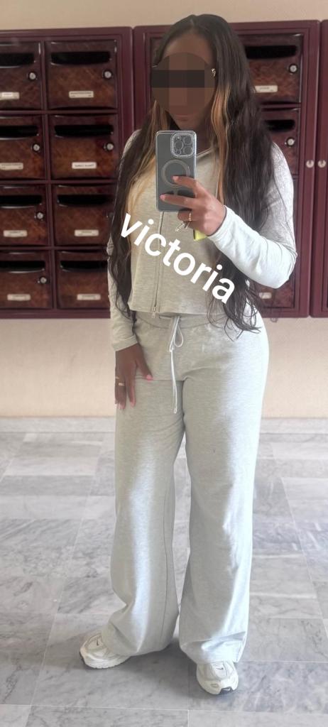 Chica busca chico en Tenerife: 