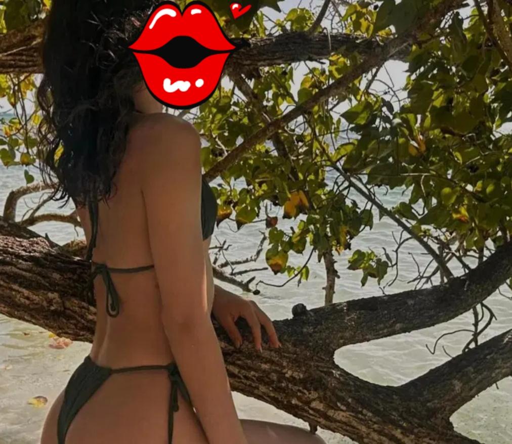 Chica busca chico en Cádiz: 