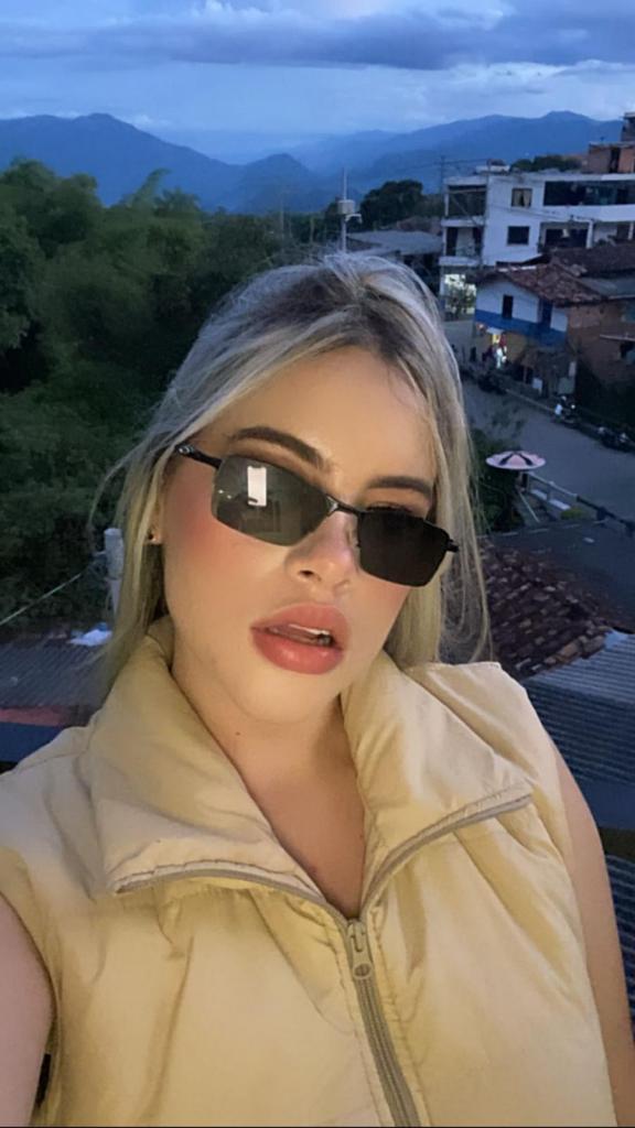 674496630: Chica busca chico en Murcia