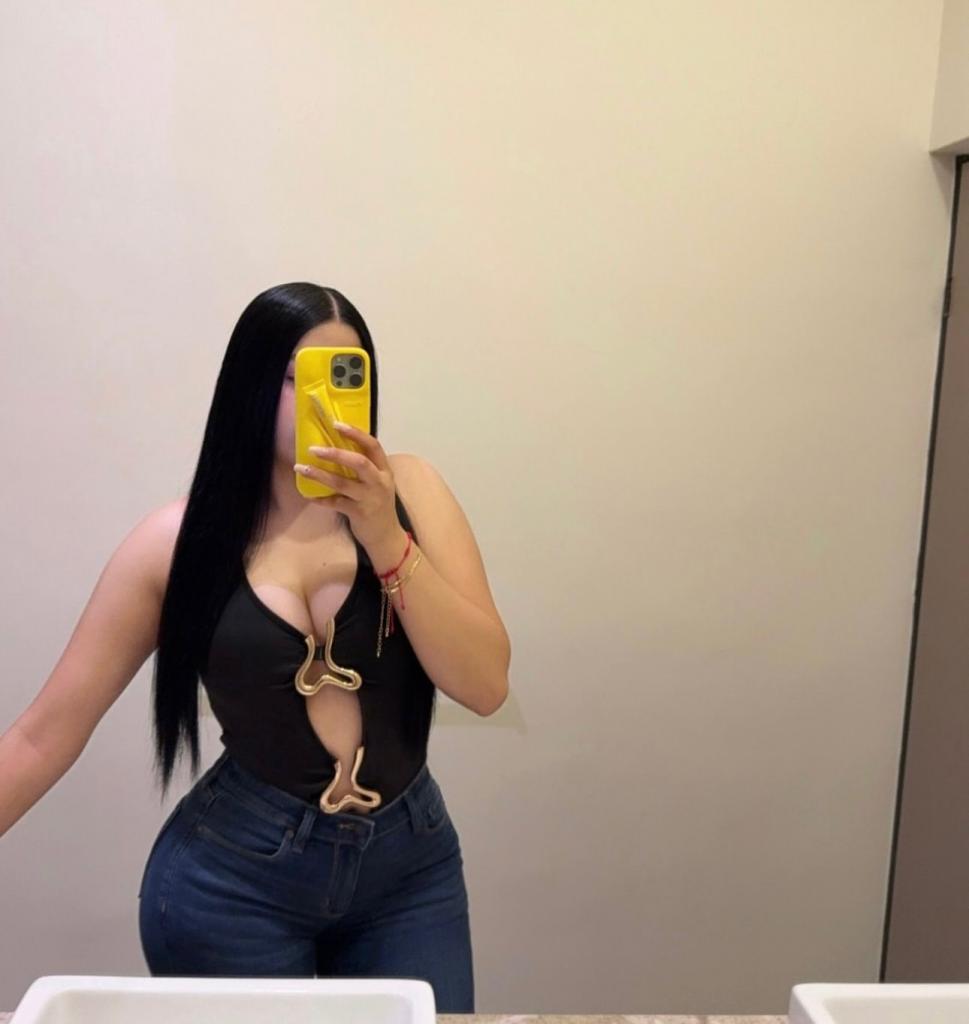 631810770: Chica busca chico en Granada