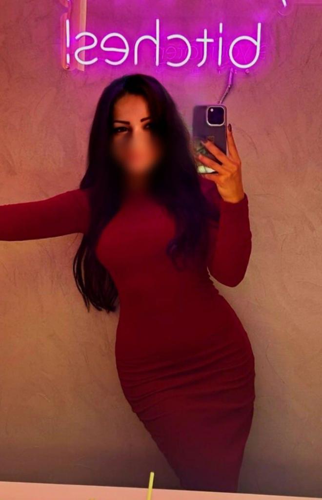 651132272: Chica busca chico en Menorca