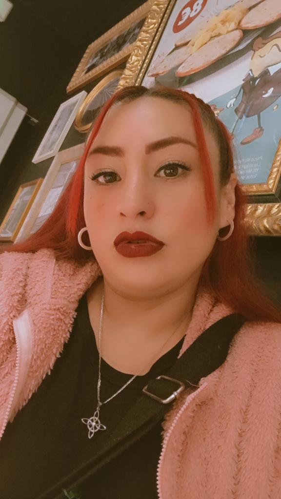 Chica busca chico en Huelva: 