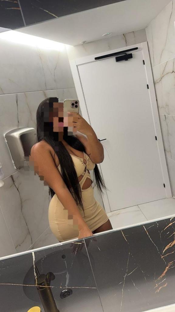 Chica busca chico en Barcelona: 