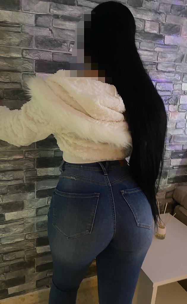 Chica busca chico en Cádiz: Chica busca chico