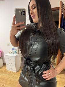 643975754: Chica busca chico en Pontevedra