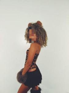 659127930: Chica busca chico en Cantabria