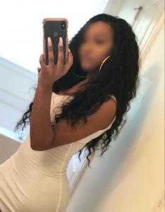 631039281: Chica busca chico en Teruel