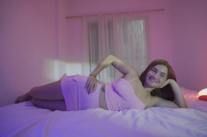 667881295: Chica busca chico en Jaén