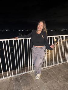 643388749: Chica busca chico en Granada