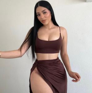 631810770: Chica busca chico en Granada