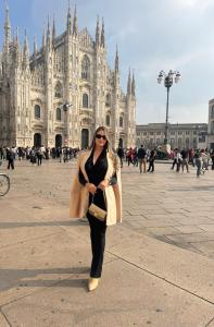 664630801: Chica busca chico en Madrid