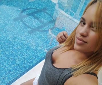 655638501: Chica busca chico en Granada