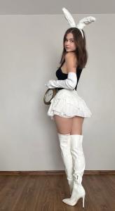 607587350: Chica busca chico en Málaga