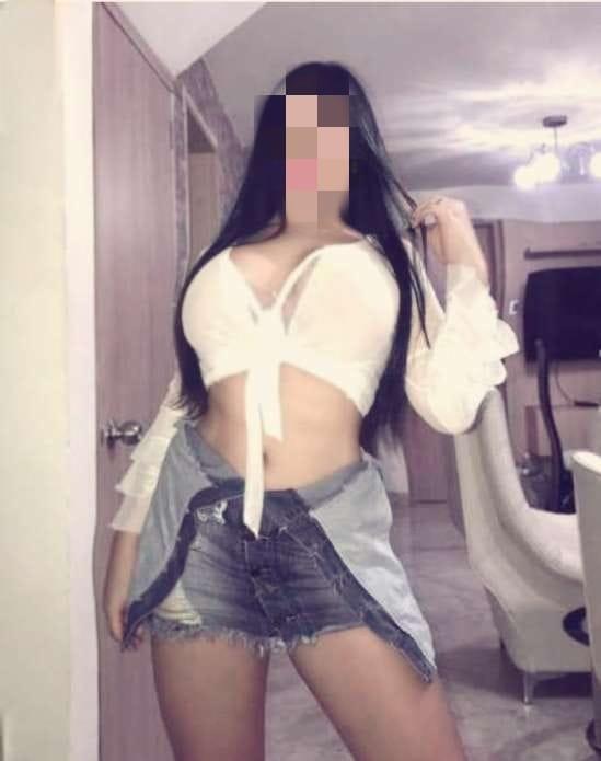631292983: Chica busca chico en Cádiz