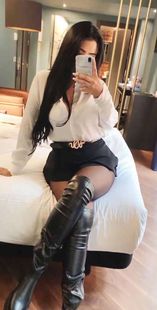 614759896: Chica busca chico en Castellón