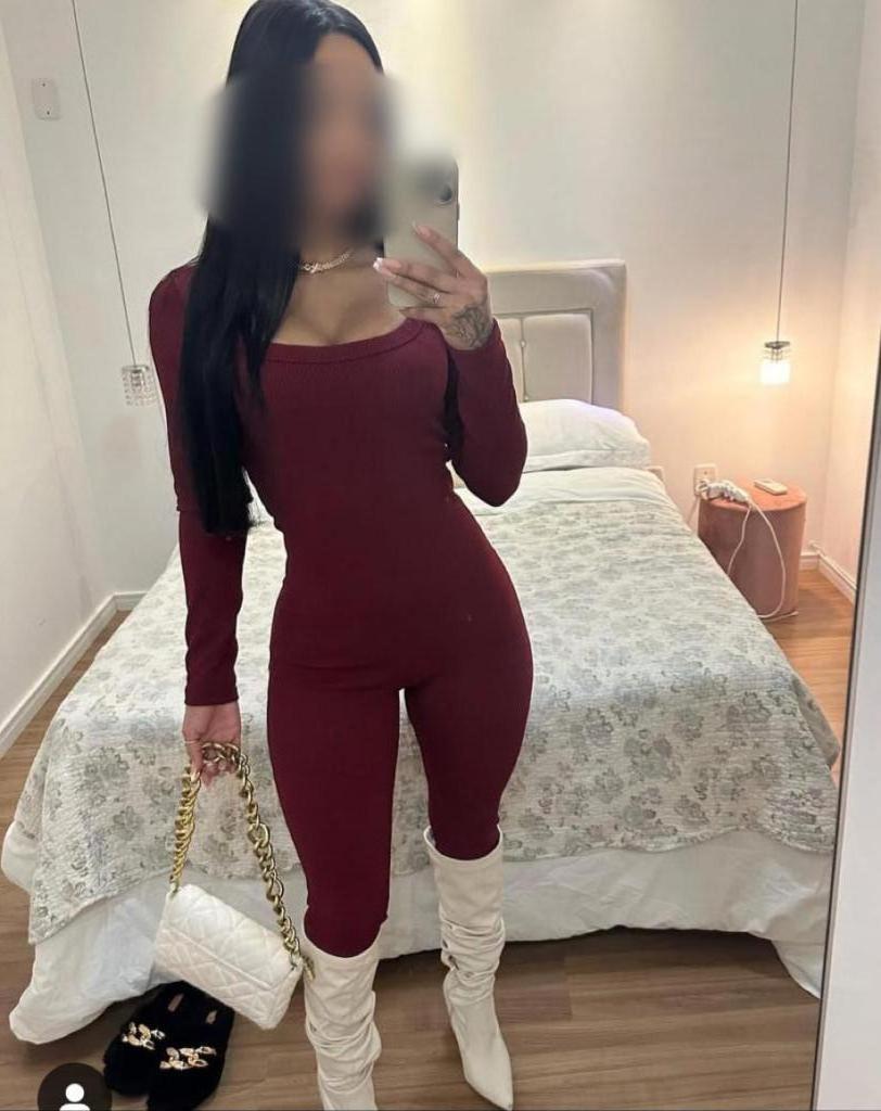 Chica busca chico en Barcelona: 