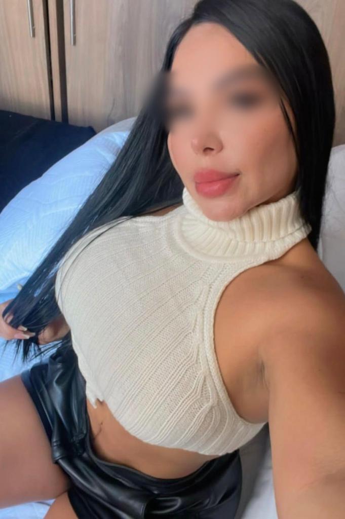 Chica busca chico en Cádiz: 