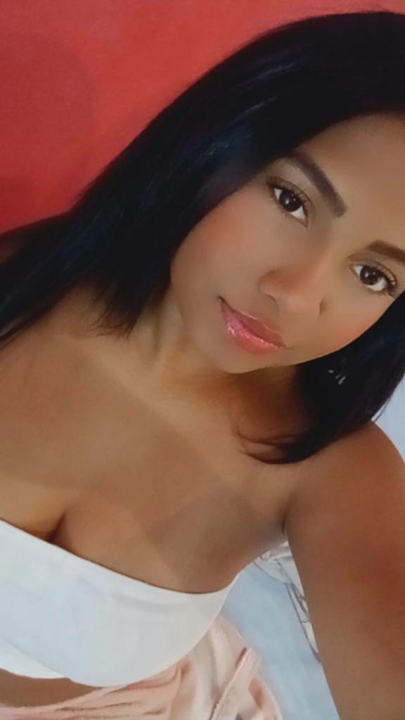 643622730: Chica busca chico en Murcia