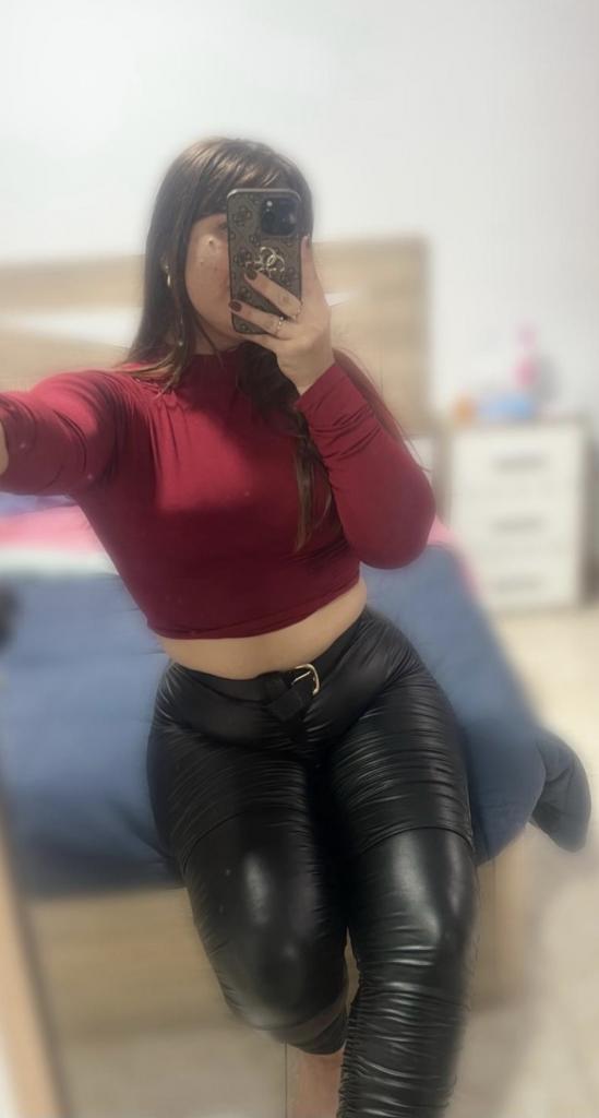 Chica busca chico en Tenerife: 