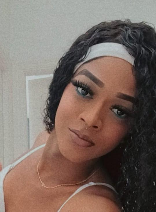 613713098: Transexual en Barcelona