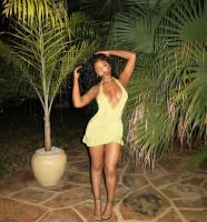 642097407: Chica busca chico en Gerona