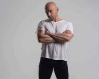 647408013: Chico busca chica en Madrid