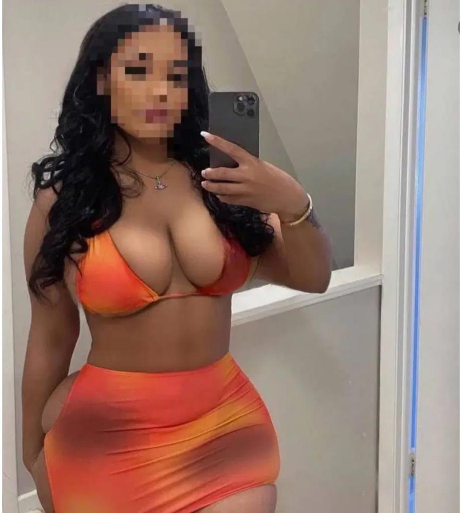 602584057: Chica busca chico en La Coruña