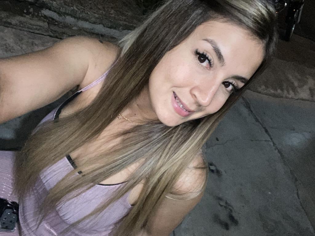 Chica busca chico en Granada: 