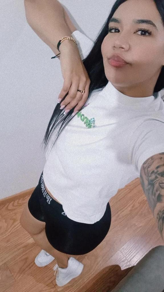 Chica busca chico en Granada: 