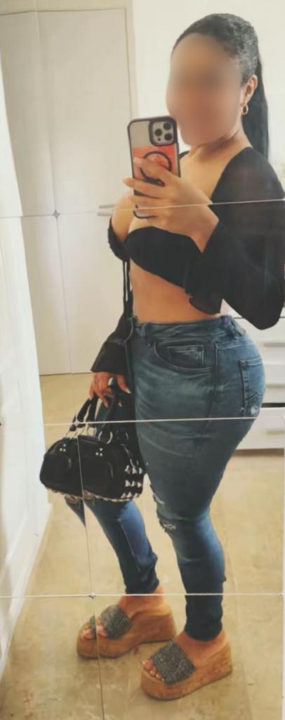 Chica busca chico en Sevilla: 