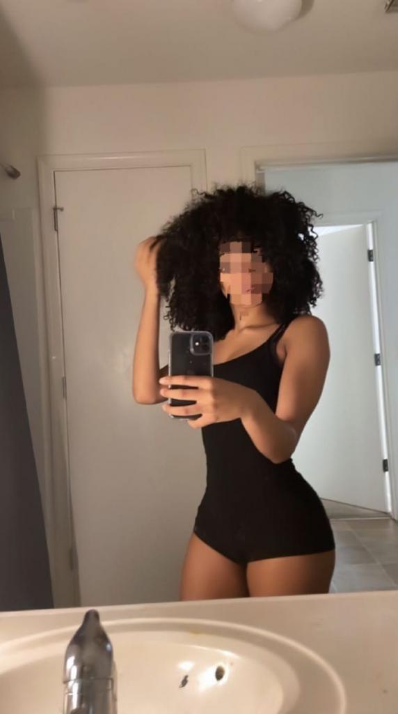 677836116: Chica busca chico en Madrid