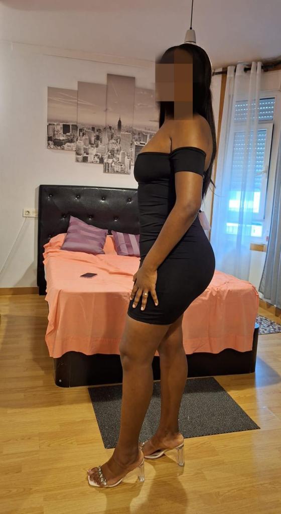 624193512: Chica busca chico en Pontevedra