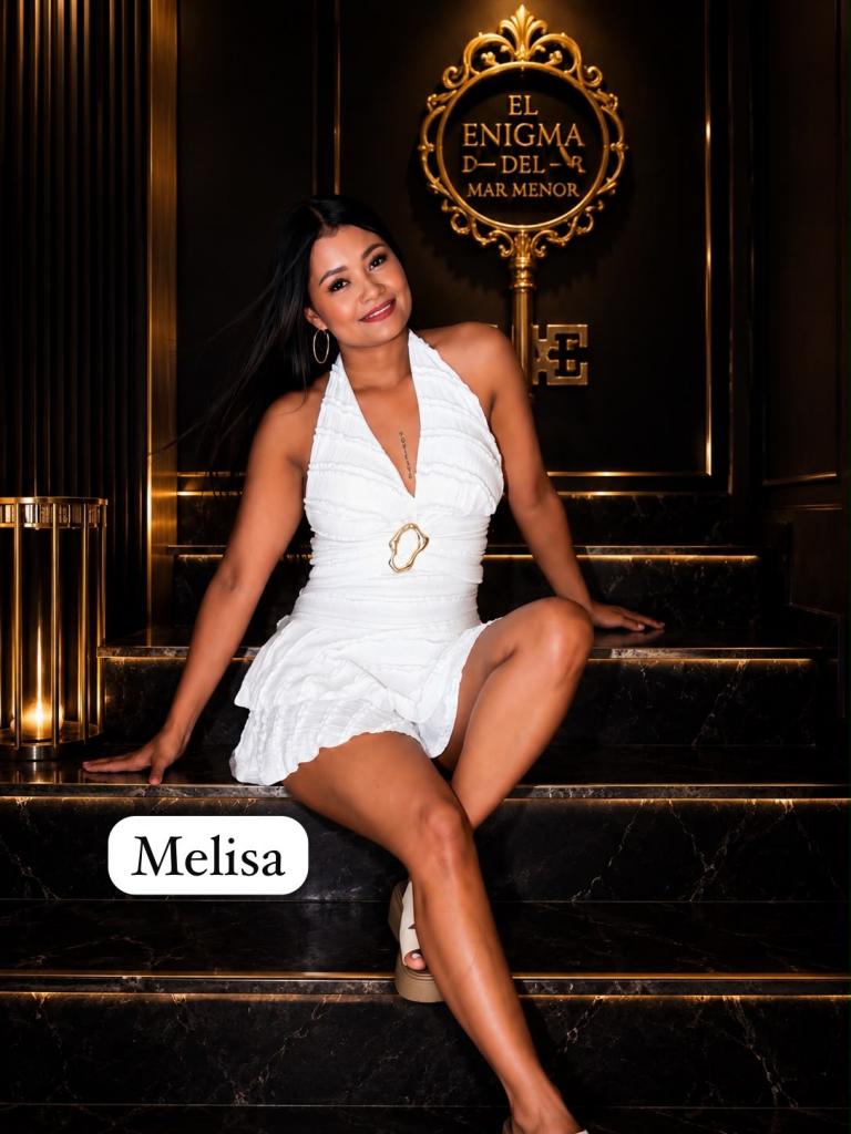 Chica busca chico en Murcia: Chica busca chico