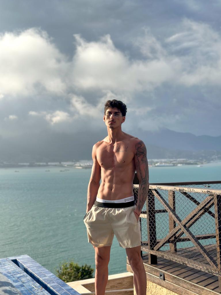 600074453: Chico busca chica en Barcelona