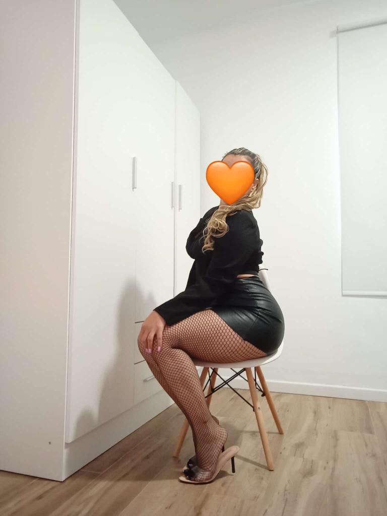 602364245: Chica busca chico en Mallorca