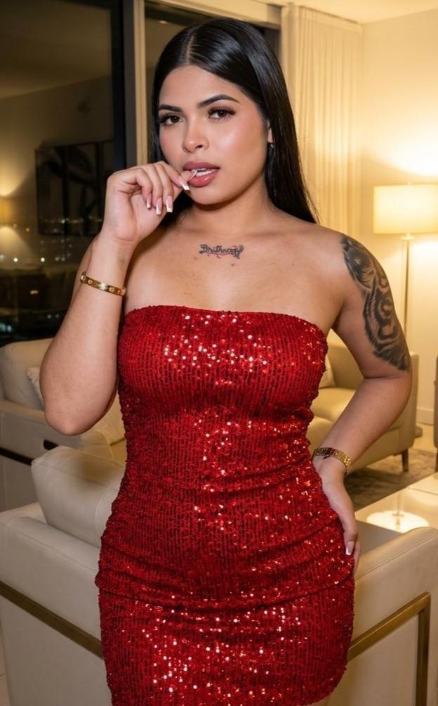 695736623: Chica busca chico en Tarragona