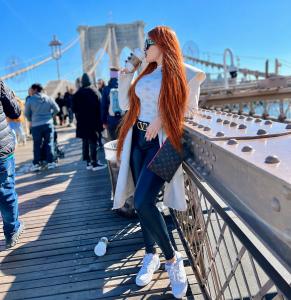 613562253: Chica busca chico en Asturias