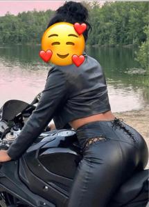 743064891: Chica busca chico en La Rioja