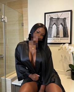 634113937: Chica busca chico en Mallorca