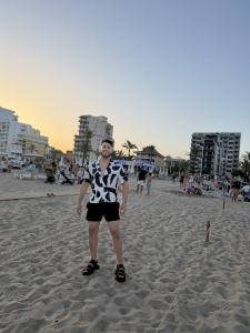 643023847: Chico busca chica en Valencia