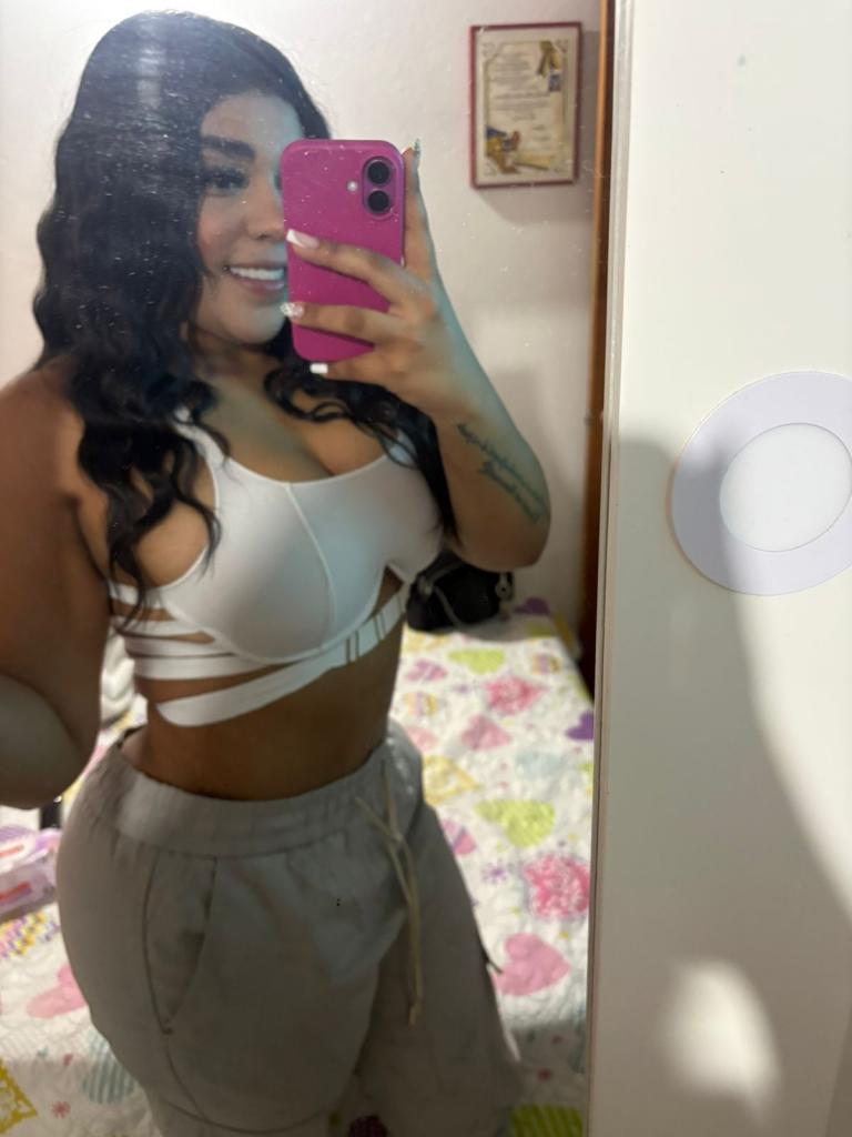 615097425: Chica busca chico en Málaga
