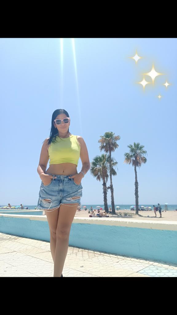 674384436: Chica busca chico en Murcia