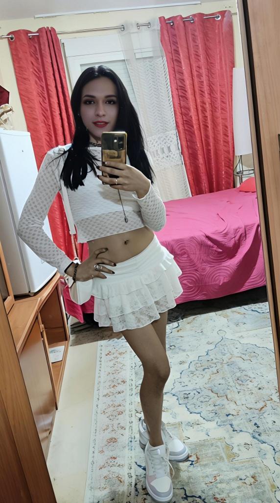 614690684: Transexual en Málaga