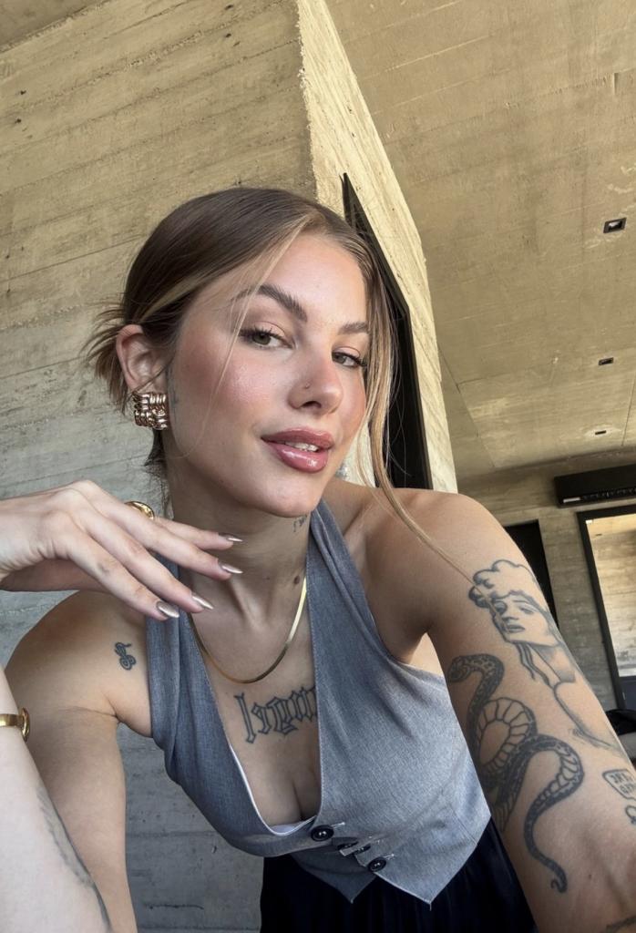 613235110: Chica busca chico en Madrid