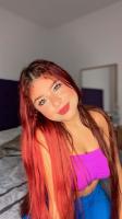 677845610: Chica busca chico en Barcelona