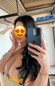 Chica busca chico en Almería: 