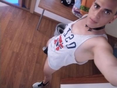 655271535: Chico busca chica en Granada